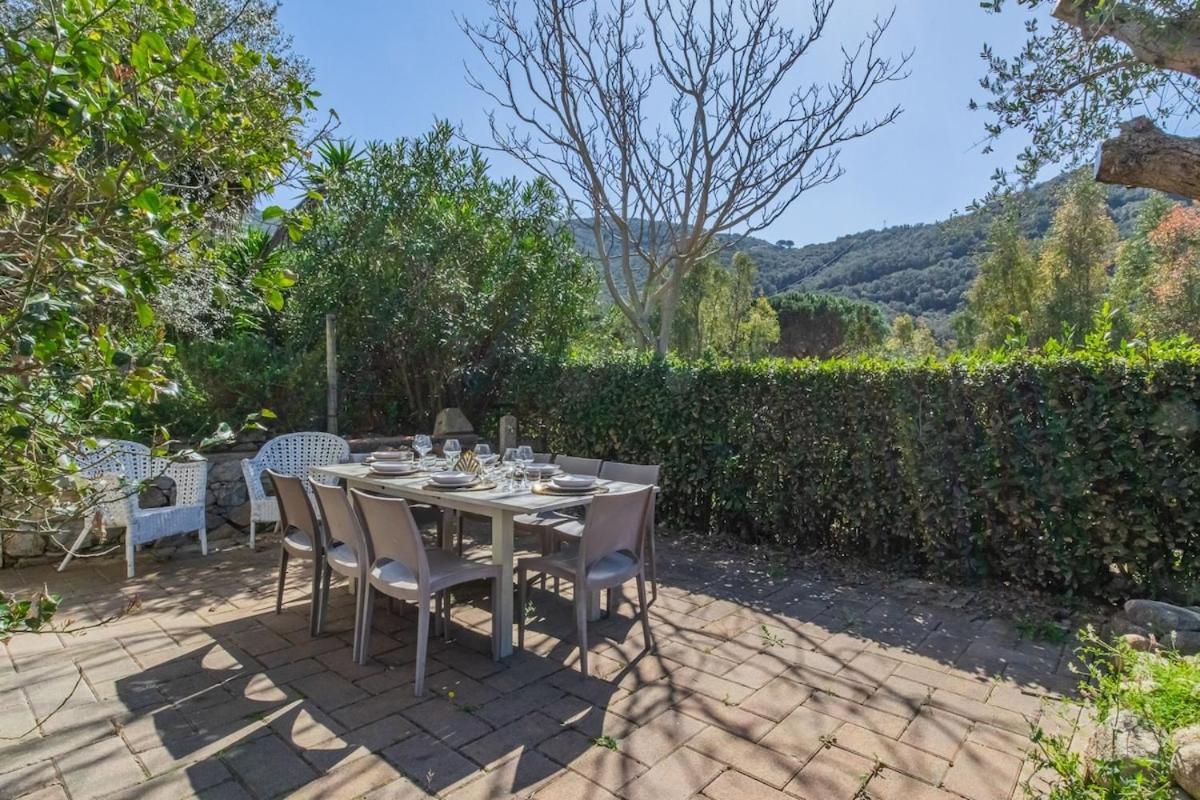 Villa Acquasalata Nisporto Bagian luar foto