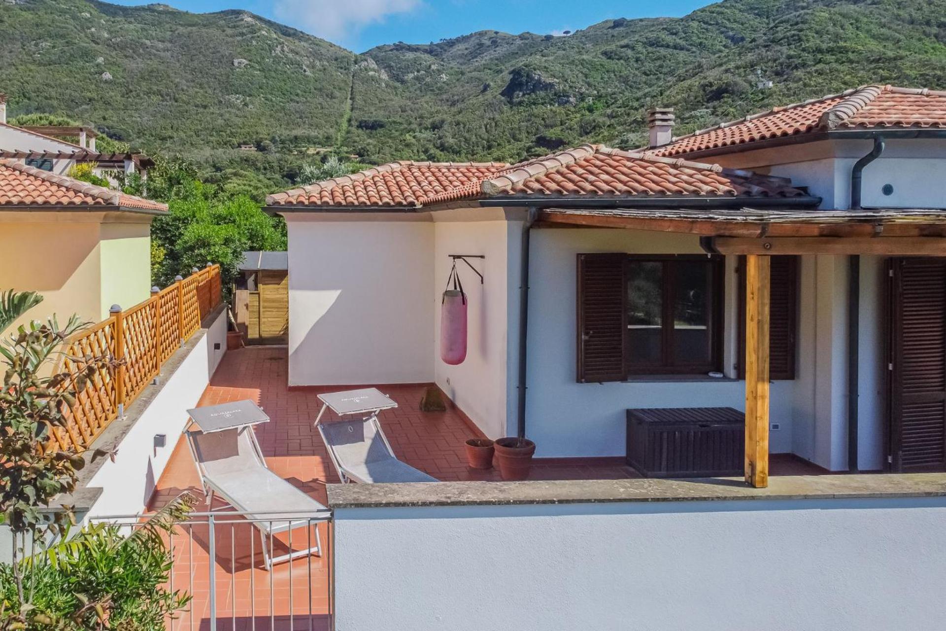 Villa Acquasalata Nisporto Bagian luar foto